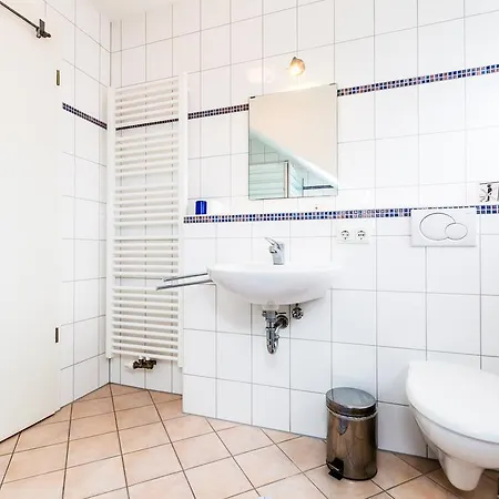 Relax Merheim Апартаменты